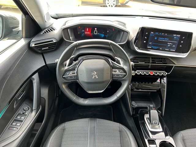 PEUGEOT 2008 ALLURE 1.2 E-THP AUTO SPANISH LHD IN SPAIN 44K 1 OWNER SUPERB 2021